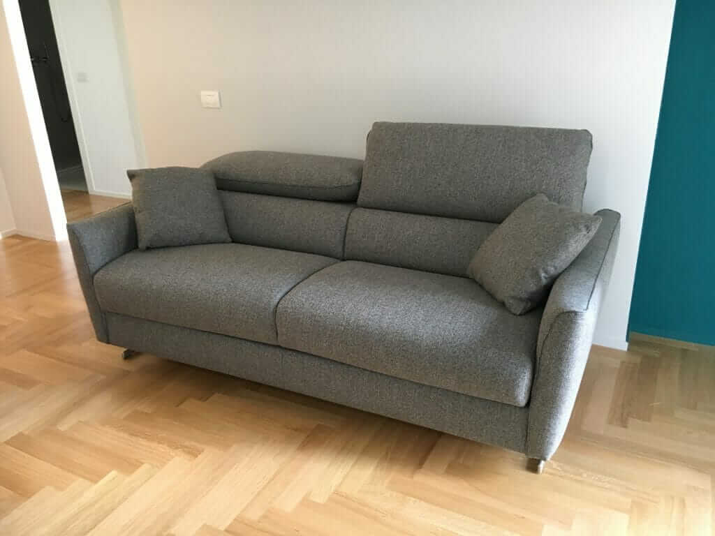 Divani Con Letto Matrimoniale Rivestimento