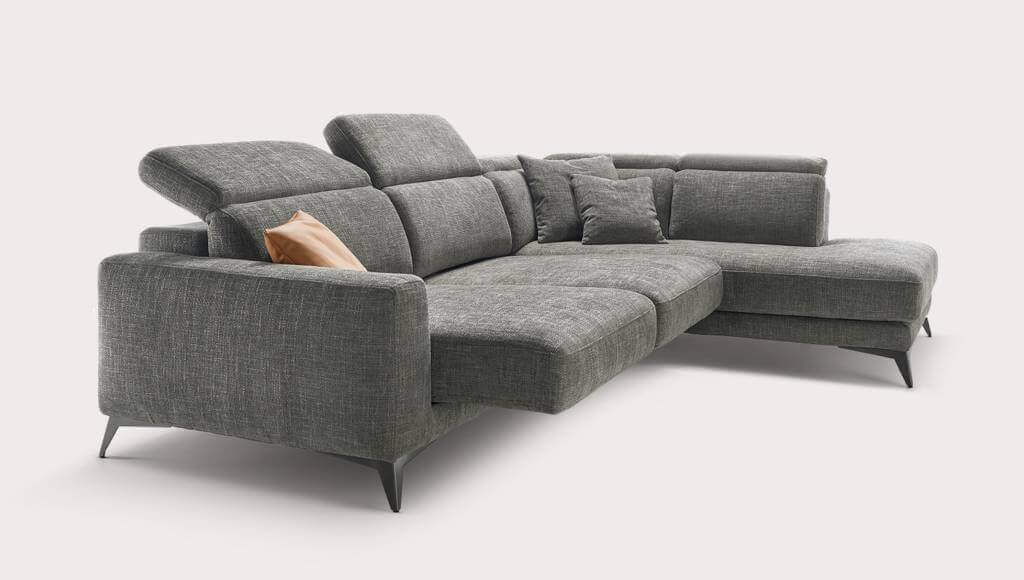 Divano Con Sedute Estraibili Hawaii in tessuto sfoderabile anti macchia nel catalogo divani moderni Tino Mariani