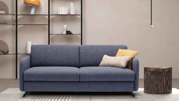 Divano letto matrimoniale Praga con piedini alti – Tino Mariani, disponibile con consegna a Meda e dintorni