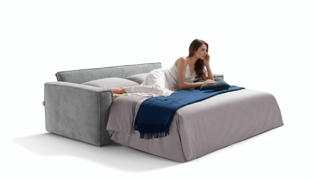 Divano Letto Matrimoniale Marrakec Tino Mariani Con Donna Elegante Sdraita In Relax