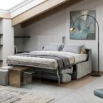 Divano letto matrimoniale Modular Plus con bracciolo stretto consegnato a Barzio