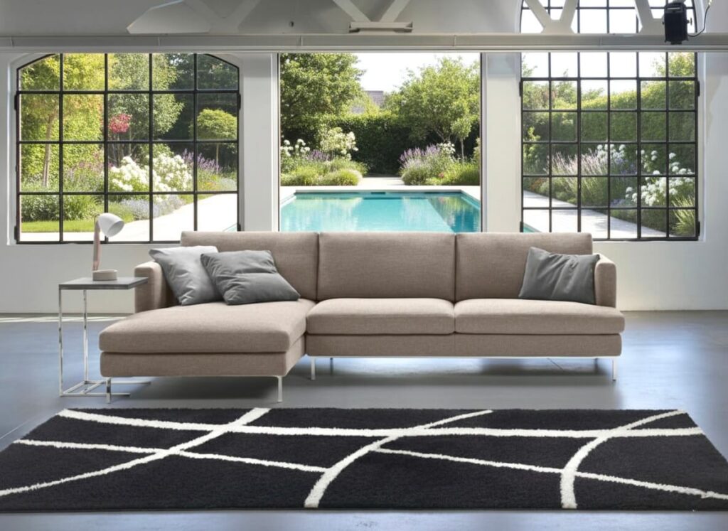 Divano moderno Manhattan con chaise longue artigianale su misura Tino Mariani