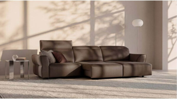Divano relax Leon di Tino Mariani con sedute estraibili da 58 cm