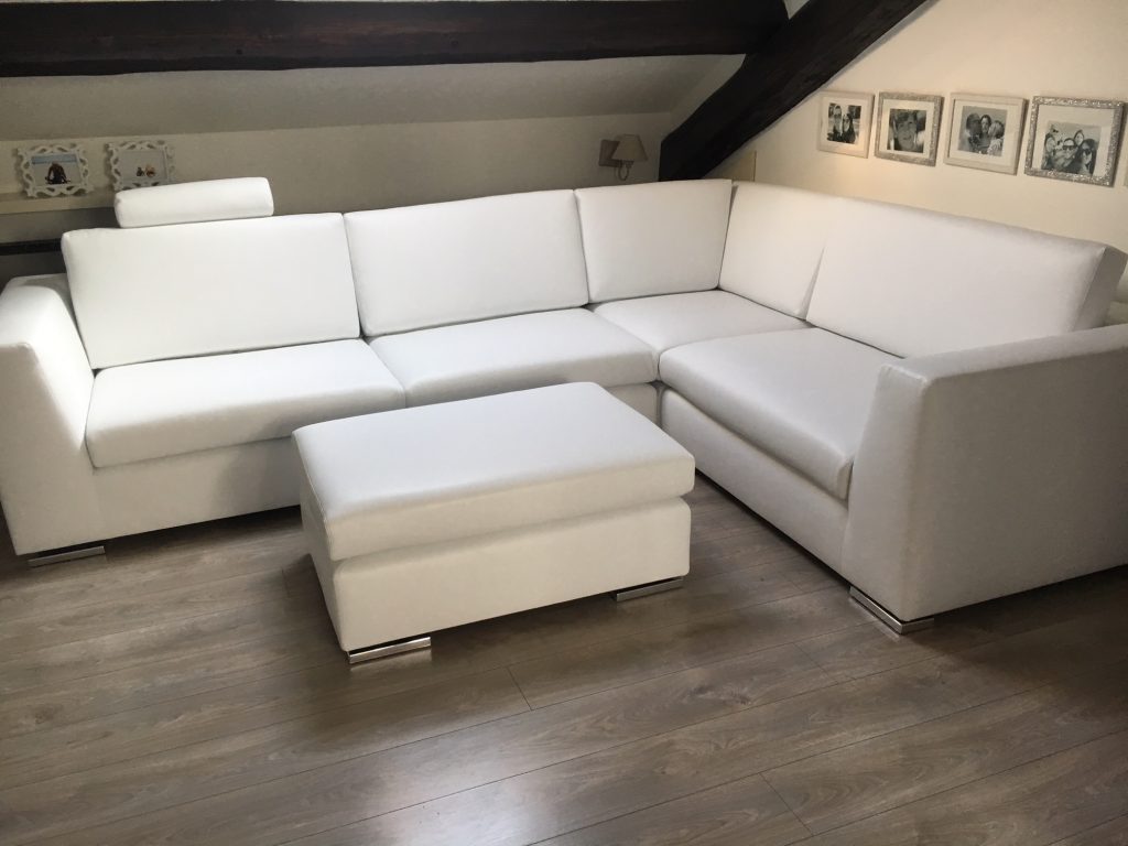 Divano Su Disegno Oasi In Pelle Fiore Bianca Tino Mariani