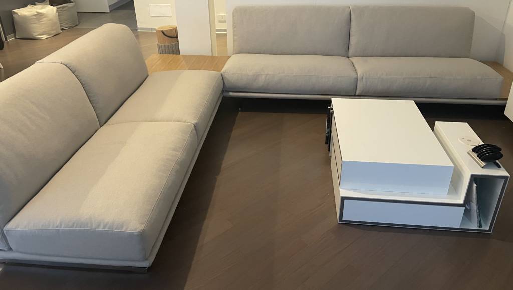 Divano Su Misura Tino Mariani in tessuto anti macchia sfoderabile