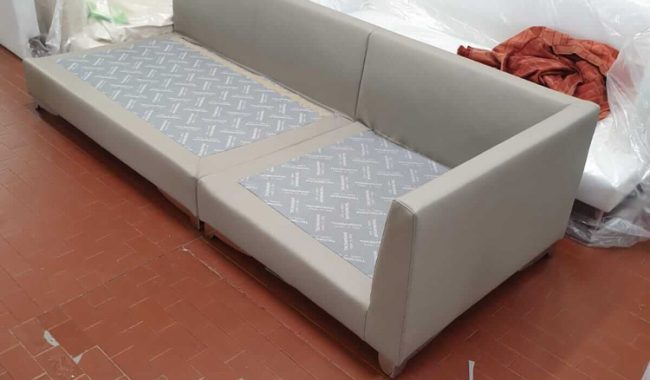 Lavorazione Divano Portofino In Pelle Su Misura Tino Mariani