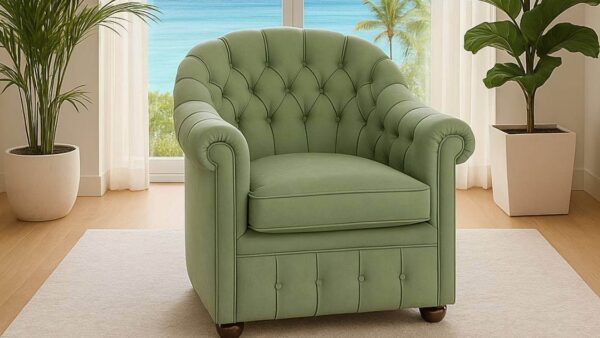 Poltrona Chesterina in Pelle Verde su Tappeto Bianco in Living Elegante