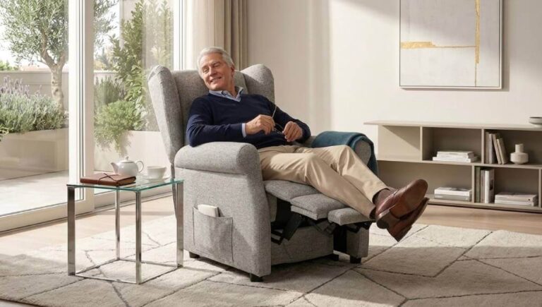 Poltrona relax elettrica con motore, doppia pediera e Presidio Medico Tino Mariani