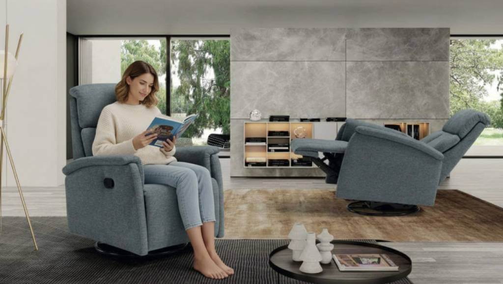 Poltrona da lettura Dolcevita Tino Mariani, comoda, dondolo e girevole