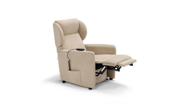 Poltrona Relax Scontata Elettrica Carina Con Doppia Pediera Tino Mariani
