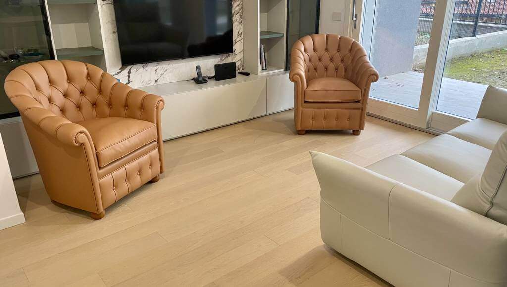 Poltrone Su Misura in pelle e in tessuto Tino Mariani